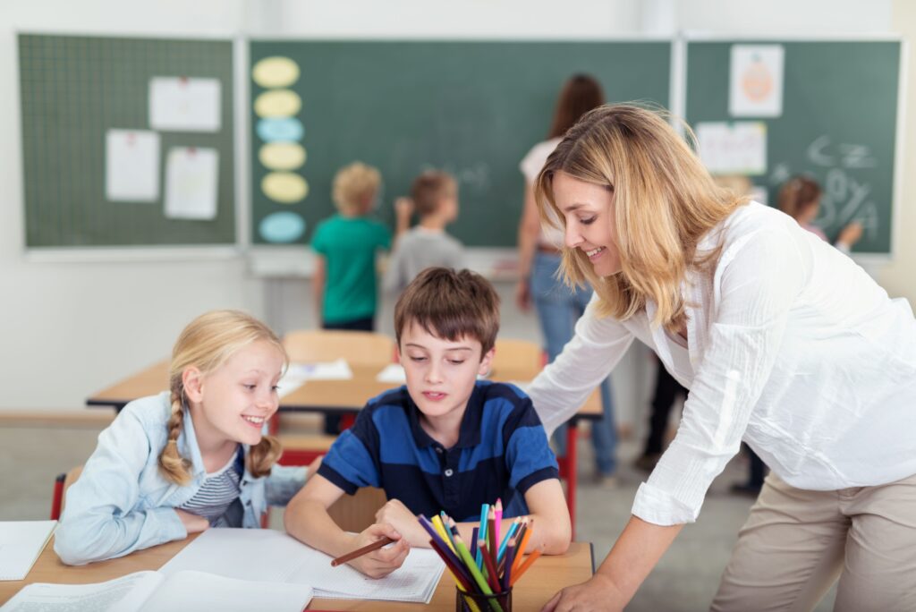 Kinder in der Schule